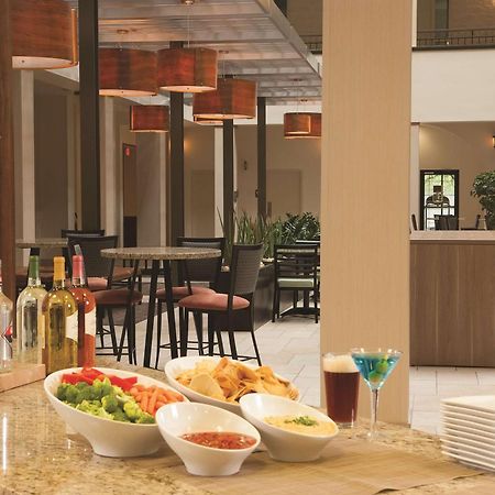 Embassy Suites By Hilton Nashville Airport Esterno foto