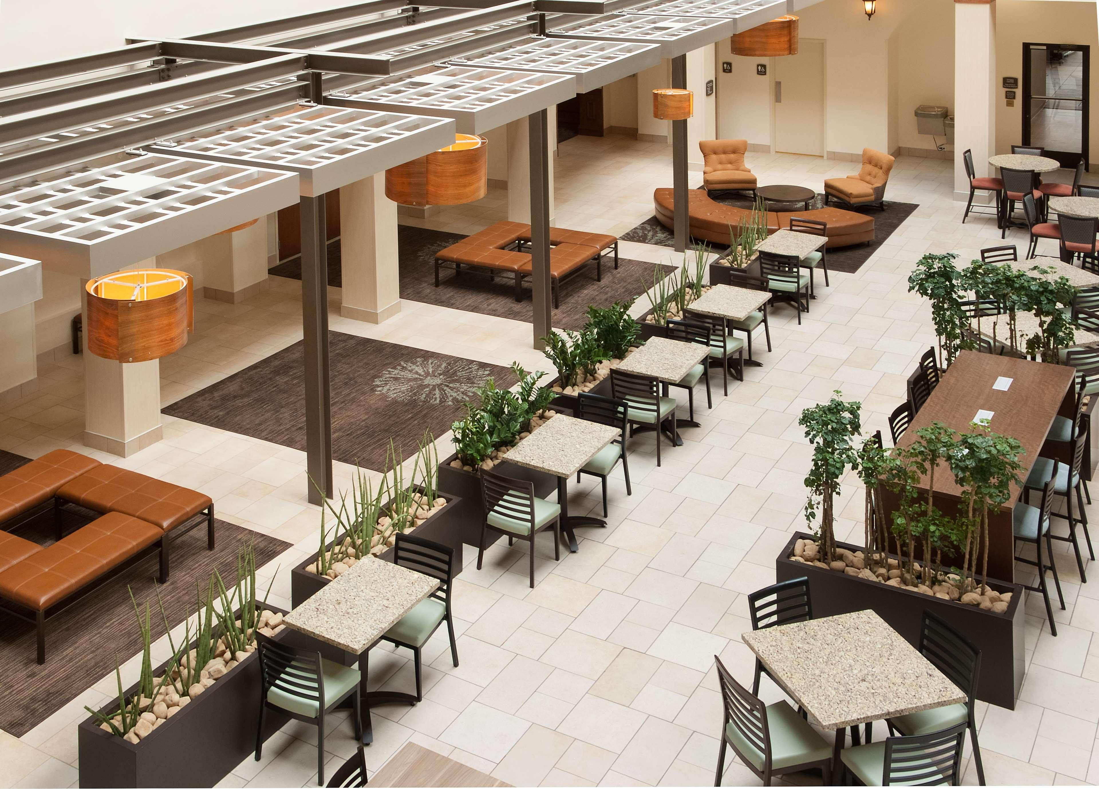 Embassy Suites By Hilton Nashville Airport Esterno foto