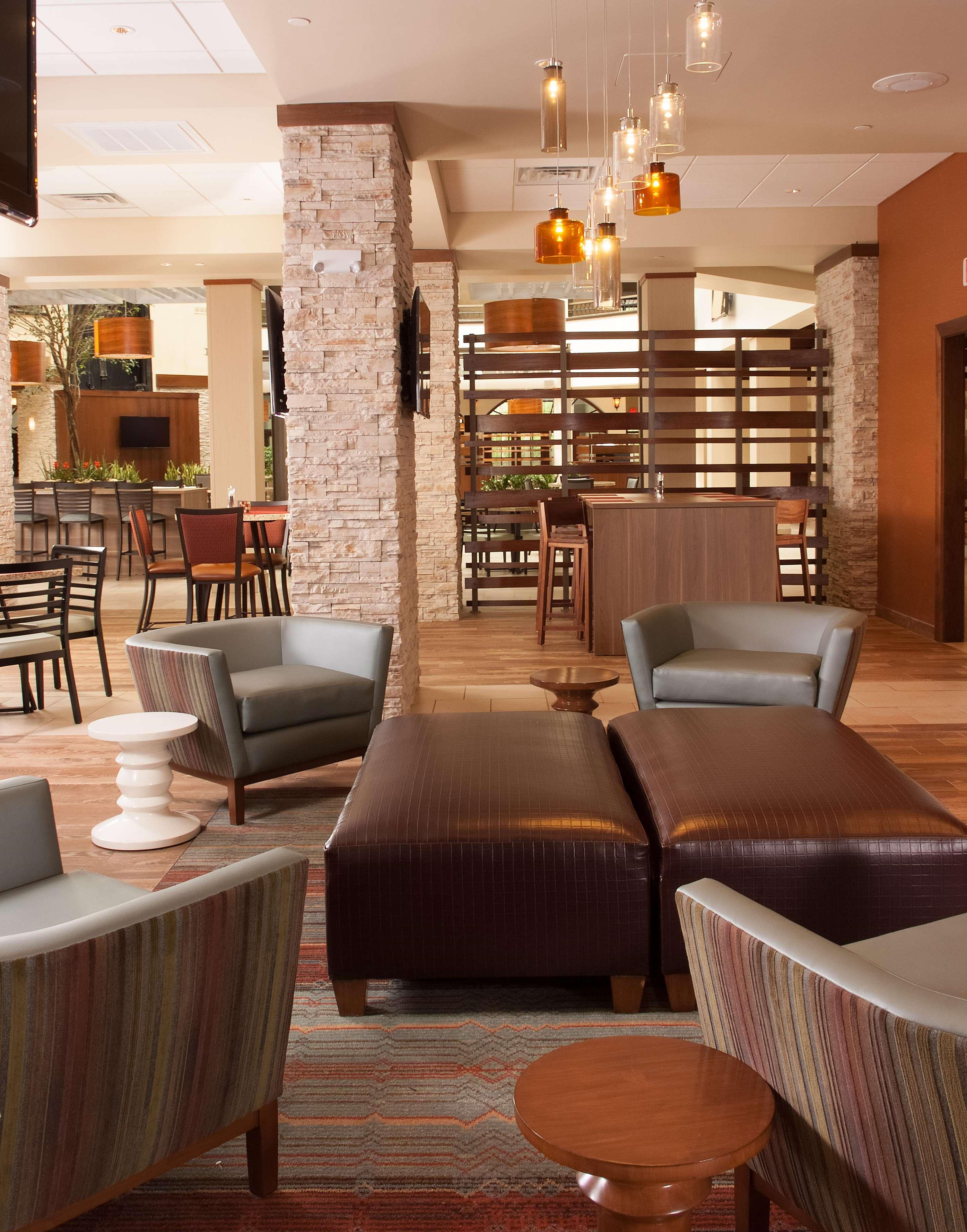 Embassy Suites By Hilton Nashville Airport Esterno foto
