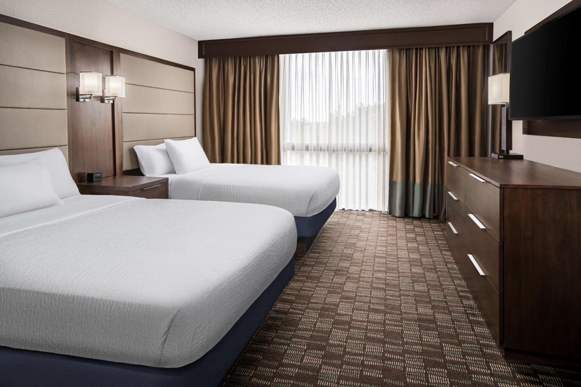 Embassy Suites By Hilton Nashville Airport Esterno foto