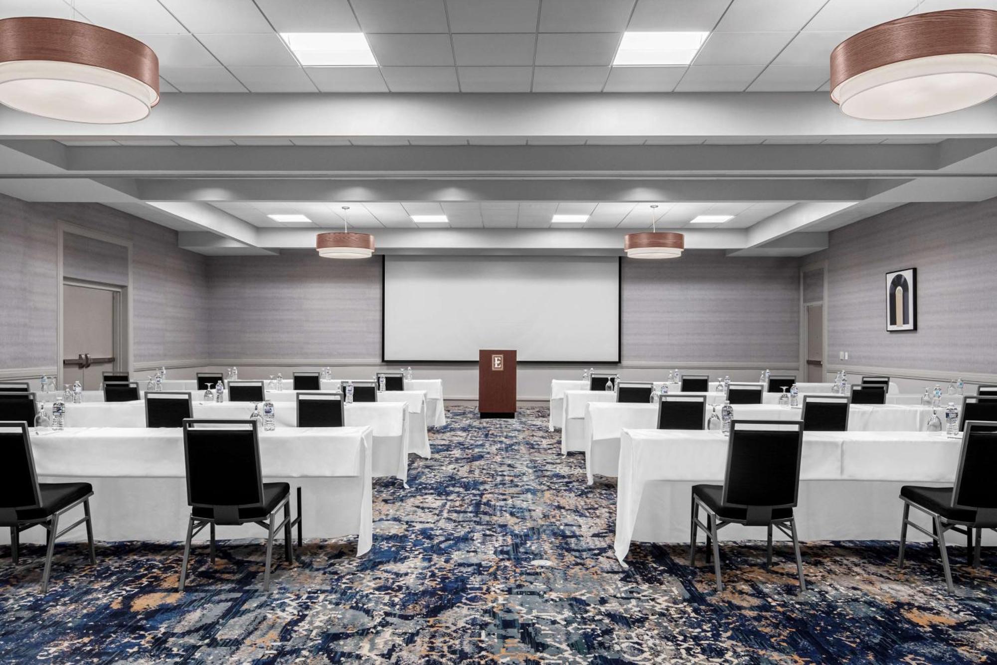 Embassy Suites By Hilton Nashville Airport Esterno foto
